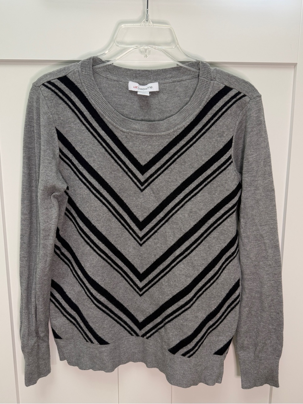 Liz Claiborne grey & black sweater